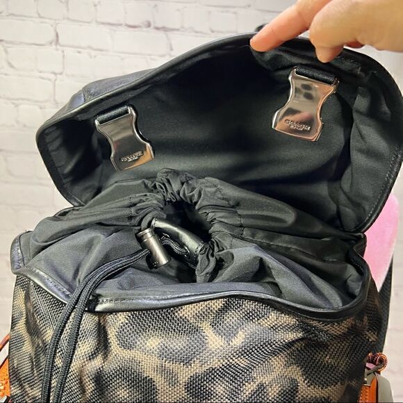 COACH Ranger Men’s Women’s Backpack Animal Camo Script Print NWT - Picture 7 of 16